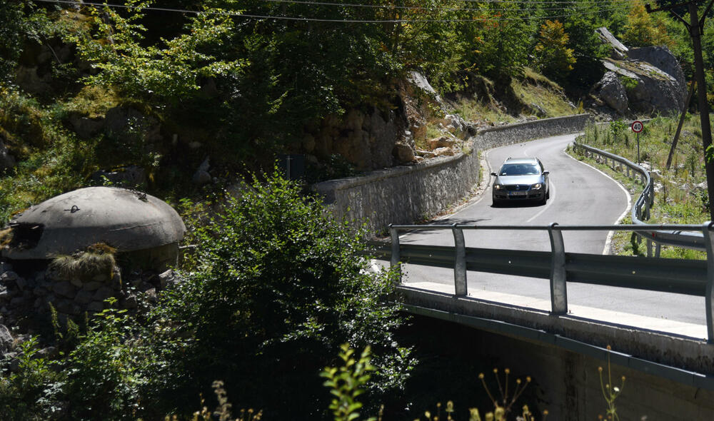 <p>Otvaranjem graničnog prelaza Zatrijebačka Cijevna, Gusinje je postalo najbliža opština sa sjevera Podgorici, a ne najdalja, ako se putuje preko Crne Gore</p>