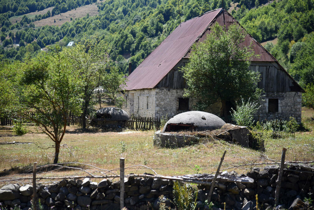 <p>Otvaranjem graničnog prelaza Zatrijebačka Cijevna, Gusinje je postalo najbliža opština sa sjevera Podgorici, a ne najdalja, ako se putuje preko Crne Gore</p>