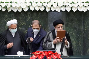 Iranski predsjednik Raisi predstavio konzervativnu vladu, nema žena