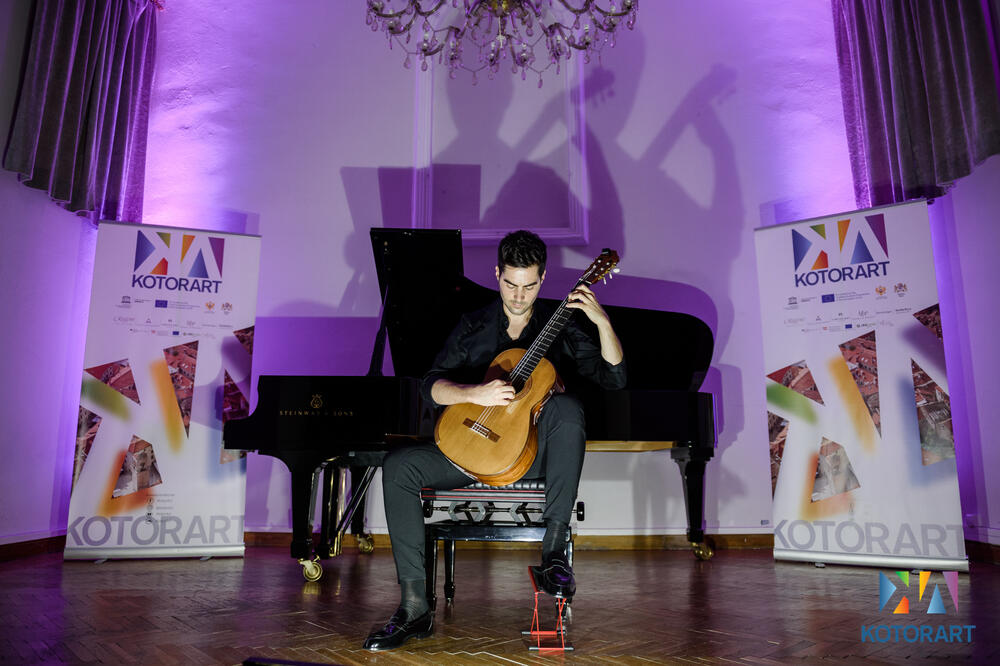 Karadaglić, Foto: KotorArt