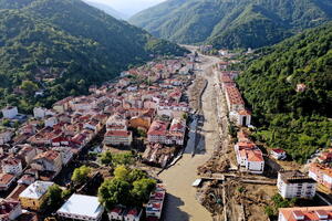 Turska: Broj stradalih u poplavama porastao na 51, demantovane...