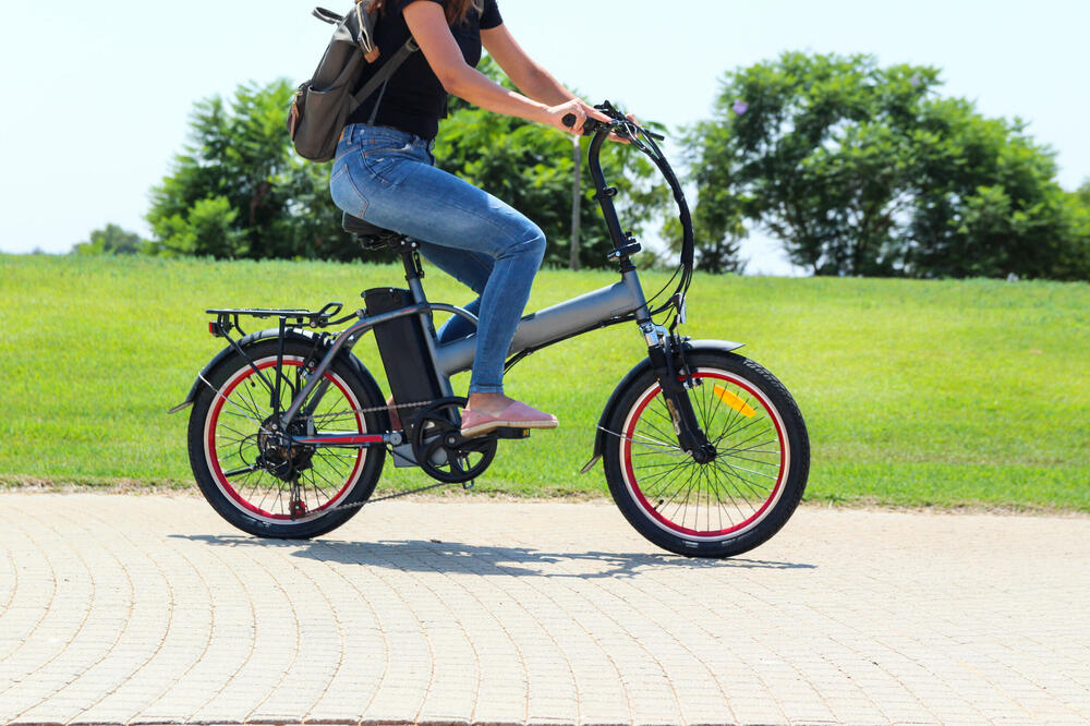 Električno biciklo (ilustracija), Foto: Shutterstock