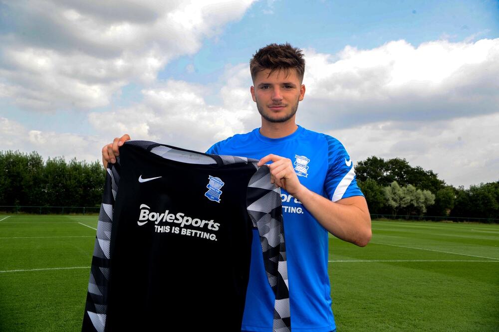 Šarkić prilikom predstavljanja u Birmingemu, Foto: Bcfc