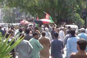 Talibani prekinuli protest šest mladih Avganistanki koje traže...