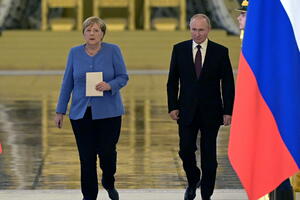 Merkel: Rusija i Njemačka treba da nastave dijalog uprkos...