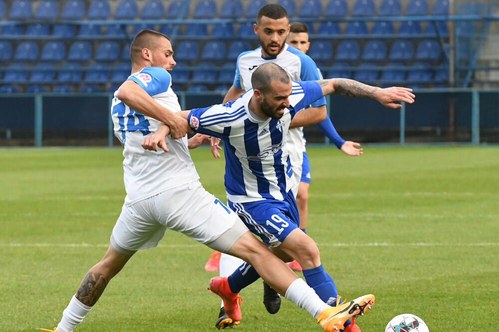 Raičković (Budućnost) na meču protiv Dečića prošle sezone, Foto: Savo Prelević