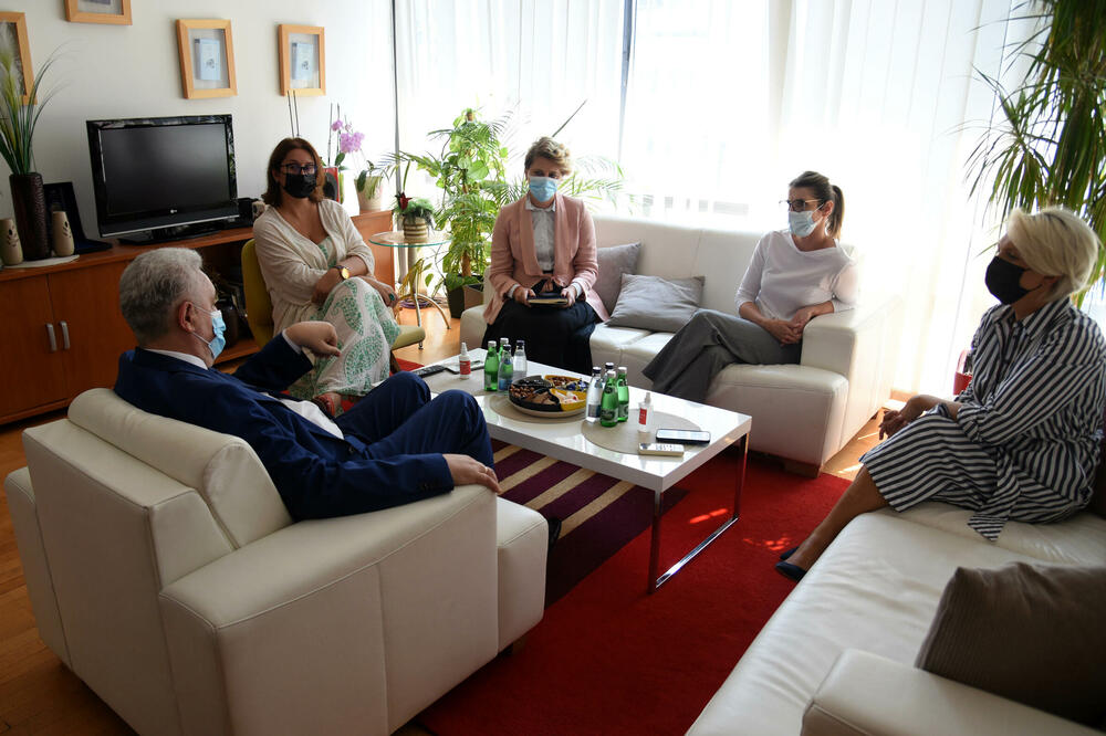 Krivokapić u posjeti Vijestima, Foto: Boris Pejović