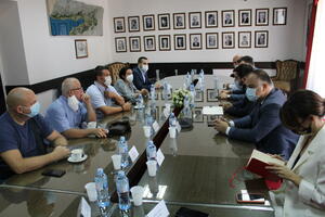 Dogovorena donacija četiri opštine Opštoj bolnici Kotor