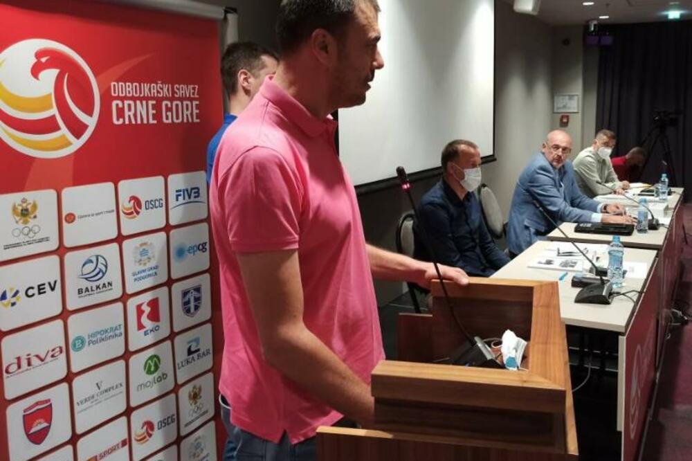 Vušurović saradnik u razvoju odbojke, Foto: OSCG