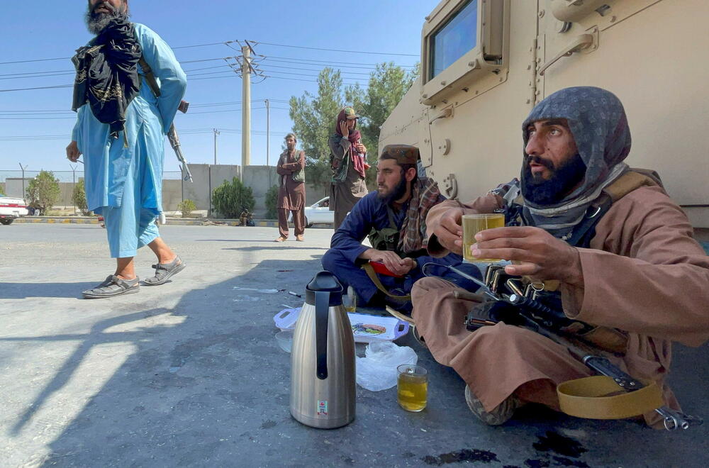 Talibani juče u oblasti oko aerodroma u Kabulu, Foto: Reuters