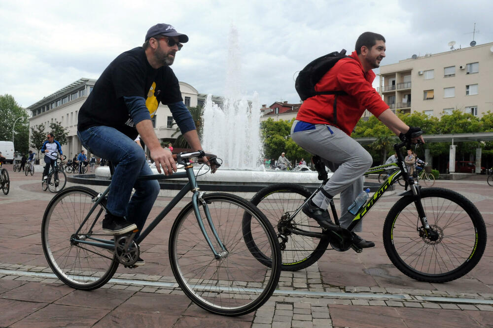 U Podgorici sve više biciklista, Foto: Luka Zekovic