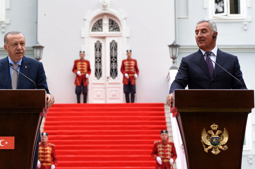 Erdogan i Đukanović, Foto: Boris Pejović