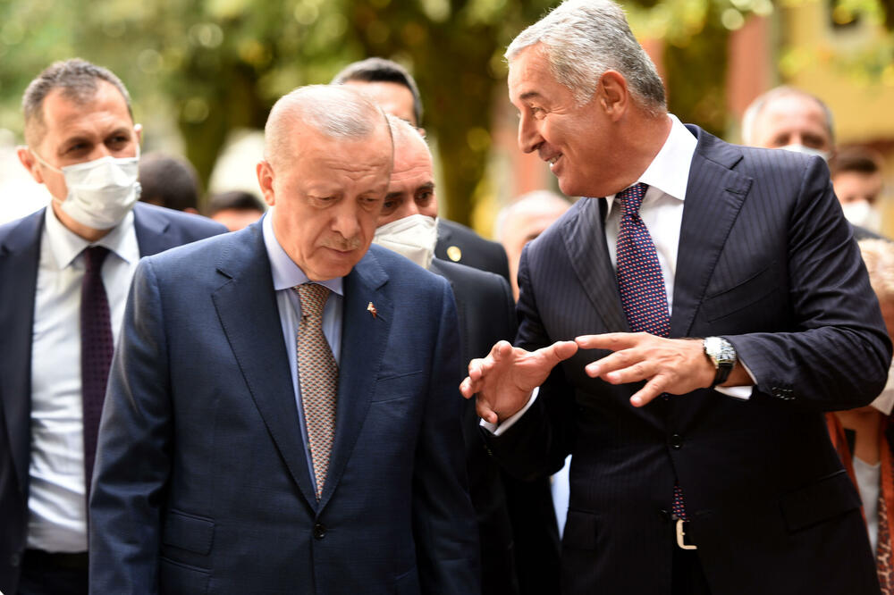 Erdogan i Đukanović, Foto: Boris Pejović