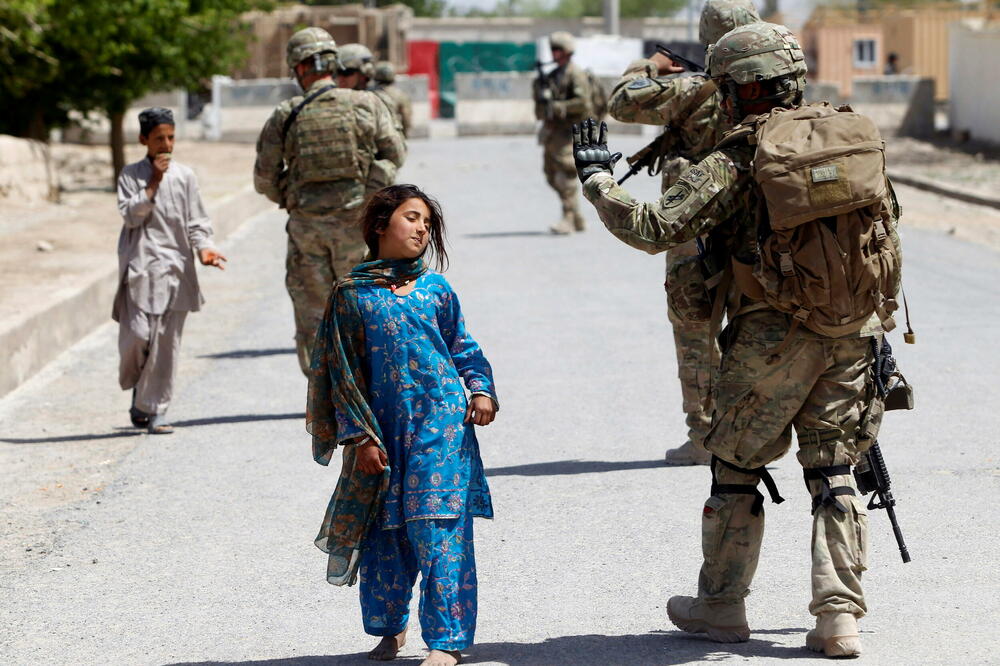 Strahuje se da će povlačenje stranih trupa značiti zabranu školovanja za djevojčice, Foto: Reuters