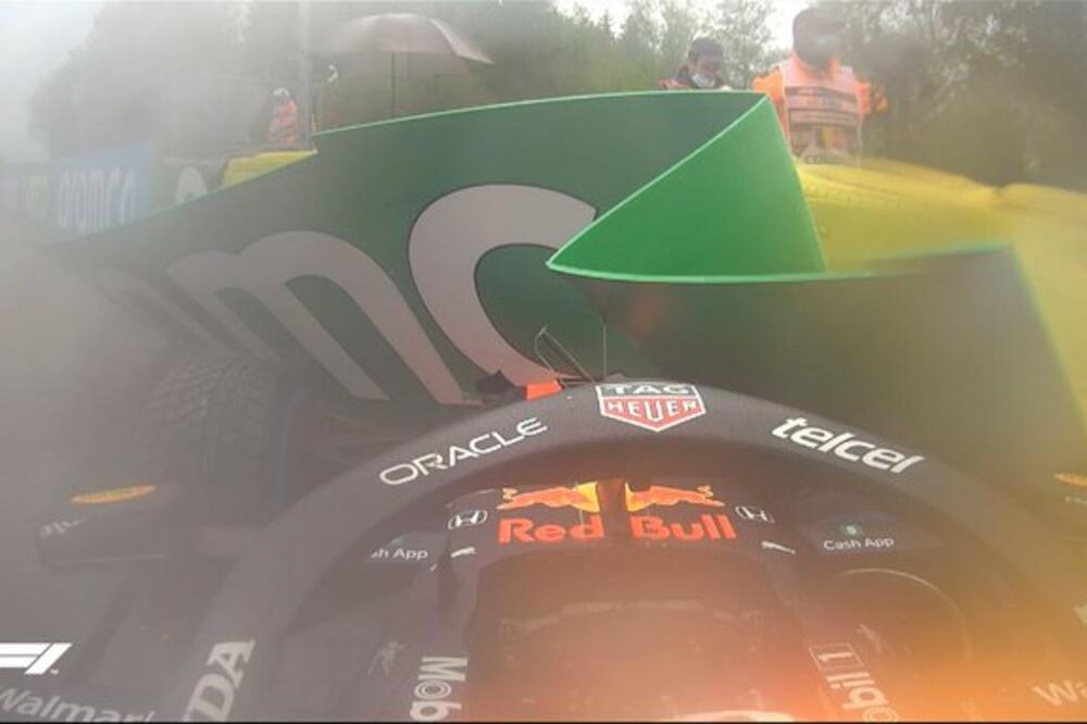 Peres nije zadržao bolid na trasi već od starta trke, Foto: Tviter