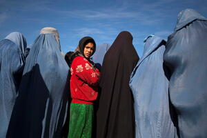 Talibani kažu djevojčice i žene mogu da uče u učionicama bez...