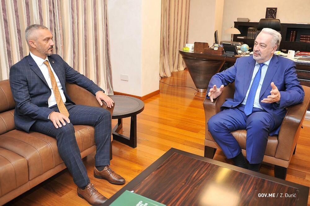 Foto: Twitter/Zdravko Krivokapić