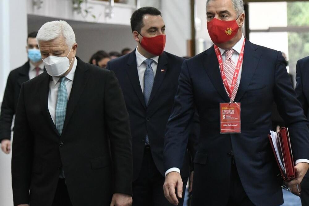 Duško Marković, Ivan Vuković i Milo Đukanović, Foto: Savo Prelević
