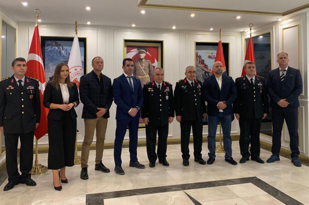 Foto: Twitter/Uprava policije