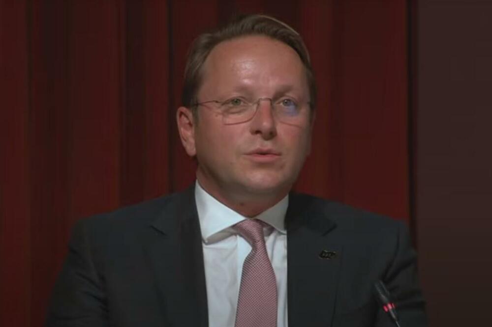 Varhelji, Foto: Printscreen YouTube