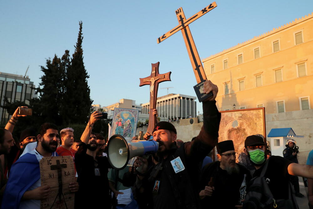 Protest protiv obavezne vakcinacije u Atini, Foto: Reuters