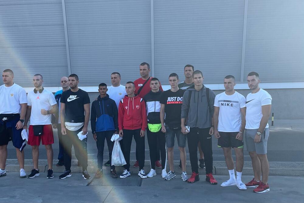 Reprezentacija spremna za Skoplje, Foto: Kik boks savez Crne Gore