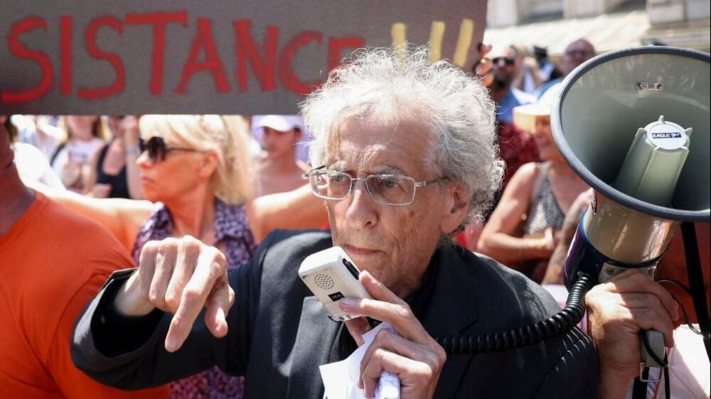 Pirs Korbin na protestima u Londonu