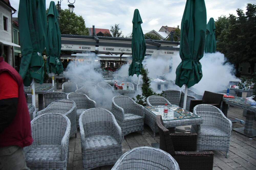 <p>U galeriji slika fotoreportera i novinara redakcije "Vijesti" pogledajte kako su od ranih jutarnjih sati protekla dešavanja na Cetinju</p>