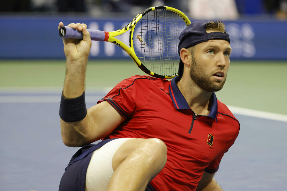 Sok je predao Zvecevu, Foto: Reuters