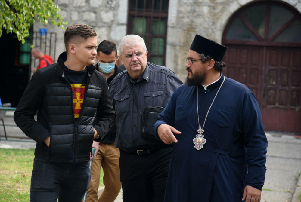 <p>U galeriji slika fotoreportera i novinara redakcije "Vijesti" pogledajte kako su od ranih jutarnjih sati protekla dešavanja na Cetinju</p>