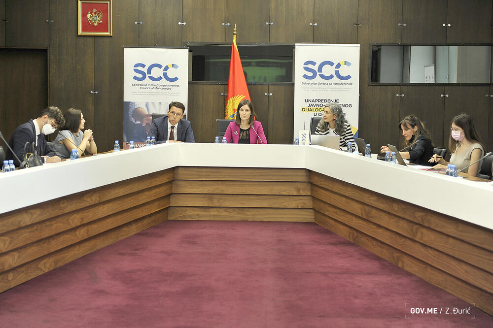 Usvojen veliki proj predloga: S okruglog stola, Foto: gov.me/Zoran Đurić