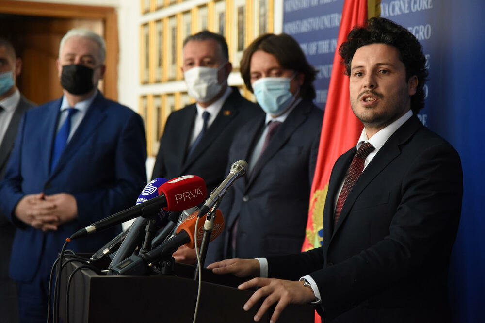 Do prije nekoliko dana, skupa veličali akcije policije, Foto: Luka Zeković