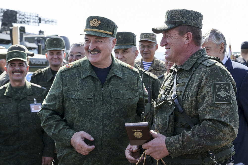Lukašenko prisustvuje vojnoj vježbi, Foto: BETAPHOTO