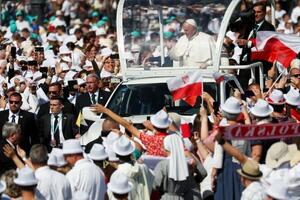 Papa Franjo u Mađarskoj: Poslije sastanka sa Orbanom, upozorio da...