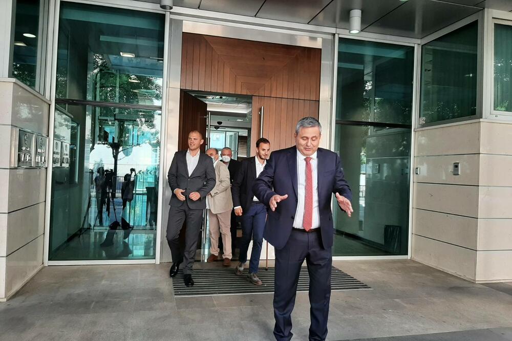 Poslanici Ivanović u Radunović, Foto: Nikola Dragaš