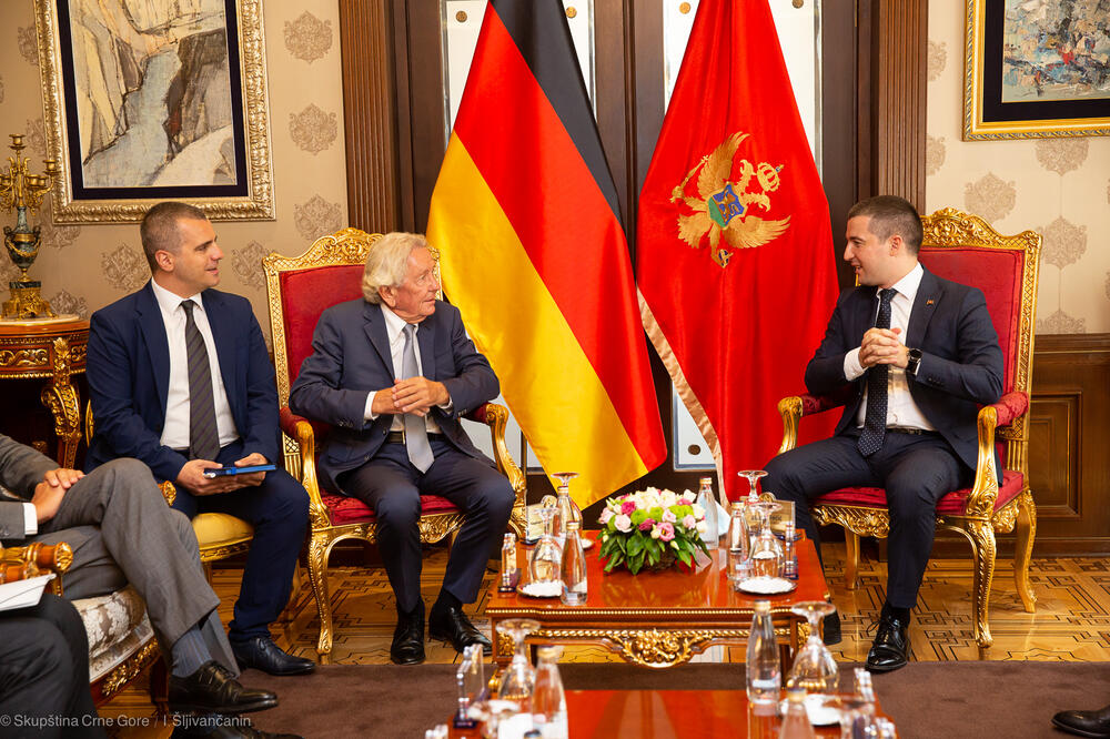 Holthof Fertner i i Bečić, Foto: Skupština Crne Gore