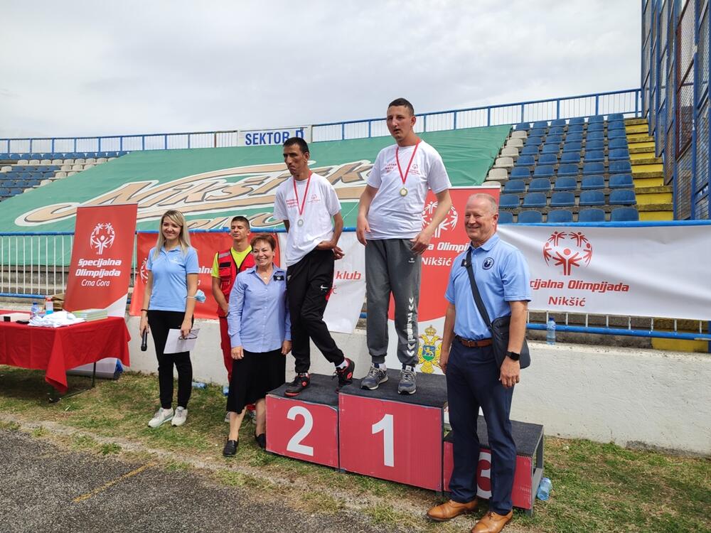 <p>„Na takmičenju su učestvovali članovi našeg kluba koji su korisnici Dnevnog centra, polaznici inkluzivnog obrazovanja, učenici Specijalnog odjeljenja škole 'Olga Golović', kao i Udruženje roditelja“</p>