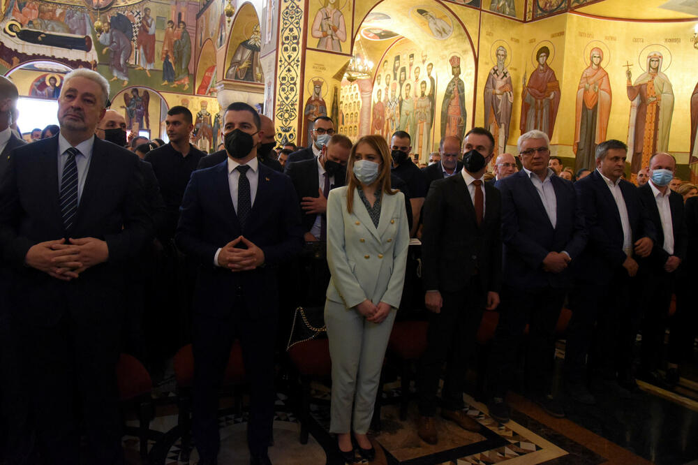 Dojučerašnji politički suparnici ponudili plan rekonstrukcije Vlade, Foto: Boris Pejović