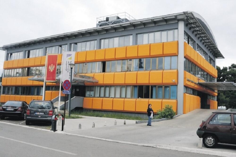 Centrala Fonda za zdravstveno osiguranje, Foto: Boris Pejović