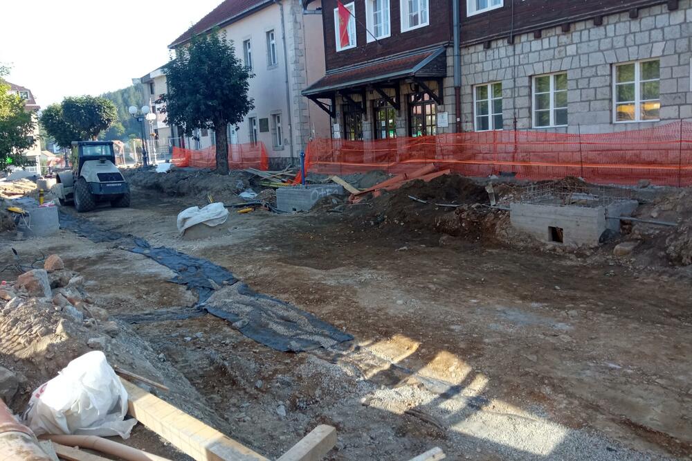 Rekonstrukcija ulice i trga, Foto: Dragana Šćepanović