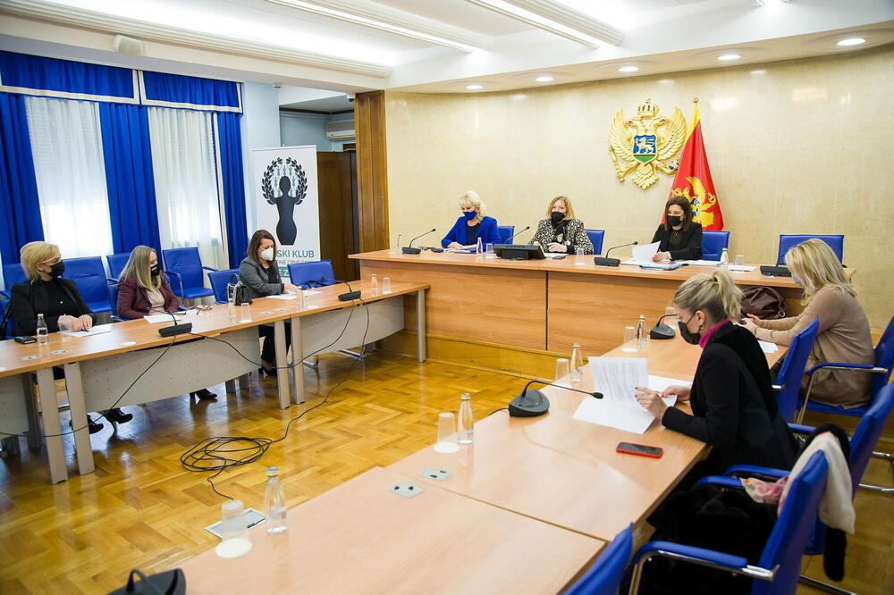 Sa prve sjednice Kolegijuma Ženskog kluba, Foto: Skupština Crne Gore