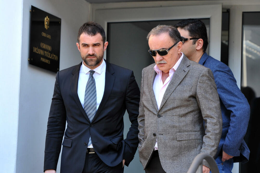 Mujović izlazi iz suda (arhiva), Foto: Savo Prelević