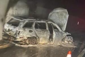 Haos u Mostaru: Navijači prekinuli derbi, sudiji zapaljen automobil