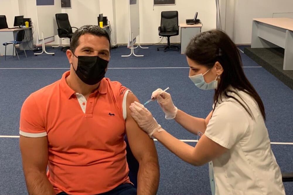 Foto: Twitter/NikolaJanovic