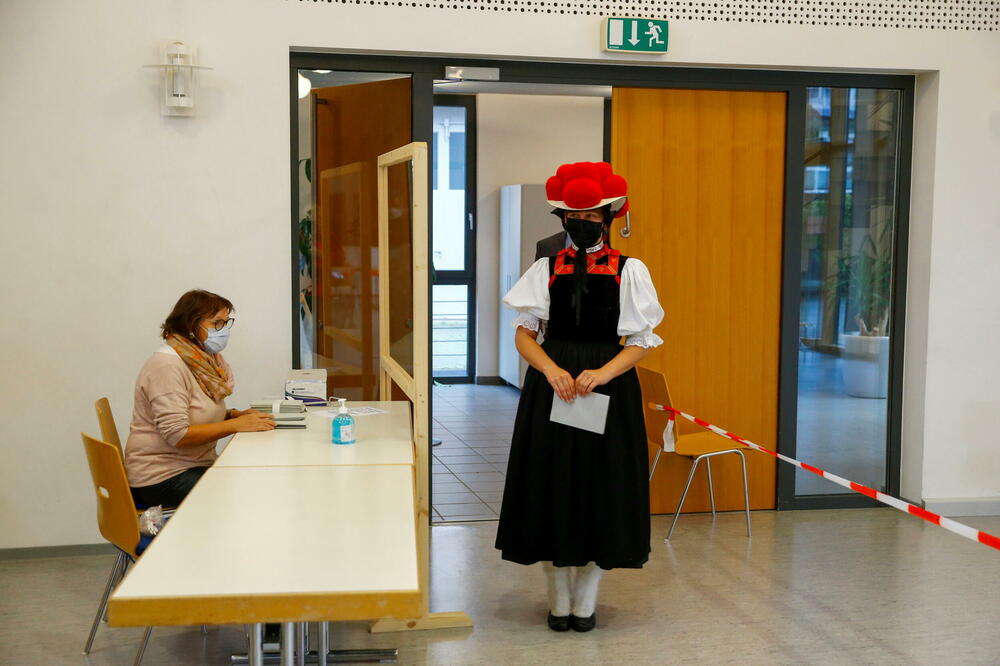Sa jednog glasačkog mjesta, Foto: Reuters