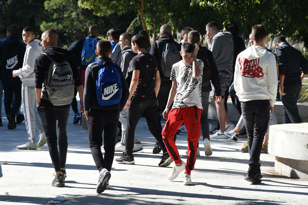 Pojedine evropske zemlje predložile vakcinaciju tinejdžera zbog širenja delta soja (ilustracija), Foto: Luka Zeković