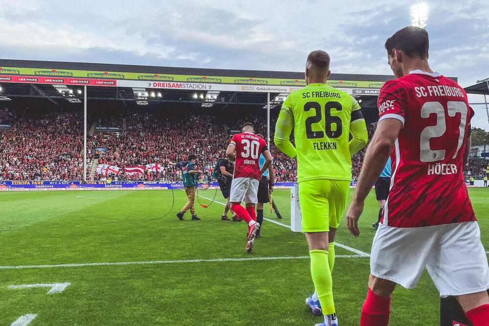 Posljednji izlazak fudbalera Frajburga na &bdquo;Švarcvald&rdquo;, Foto: www.facebook.com/SCFreiburg