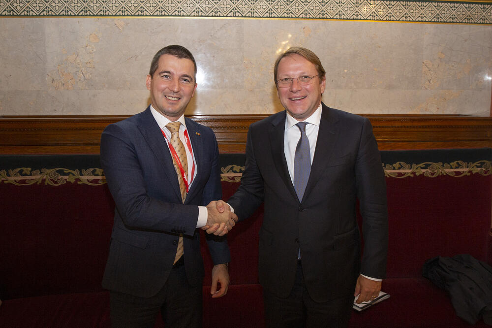 Bečić i Varhelji, Foto: Skupština Crne Gore