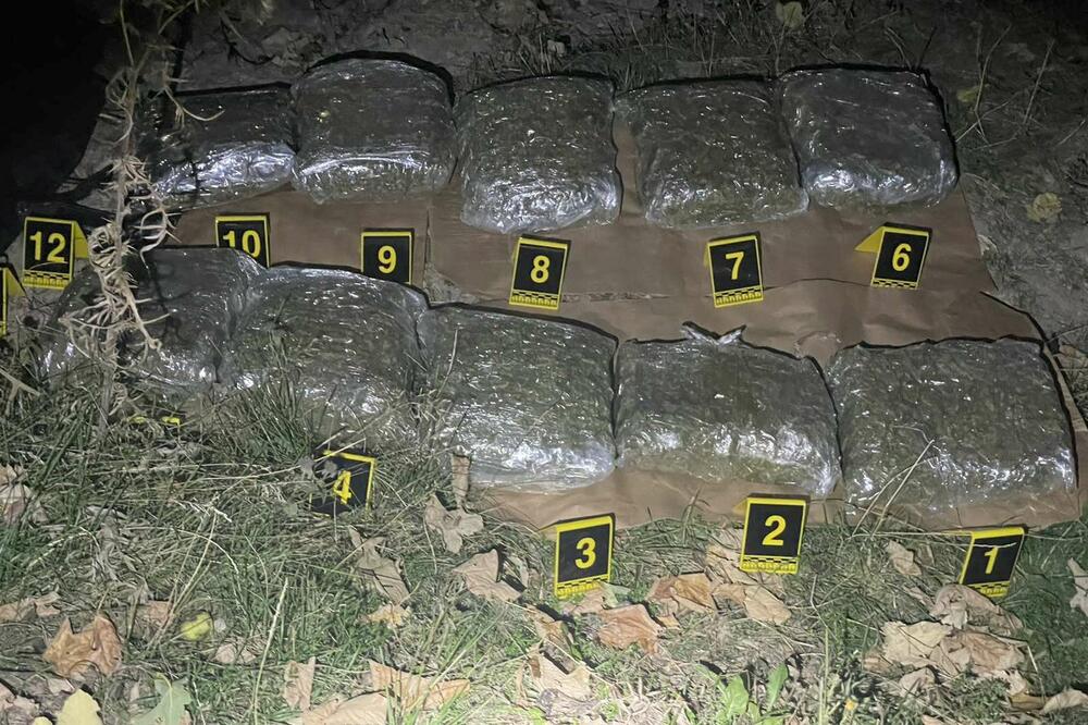 Pronađena droga, Foto: Uprava policije