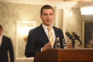 Parlament kad se usaglasi većina